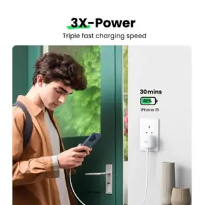 UGREEN 50339 20W PD charger compact 27 x 50 x 50mm design
